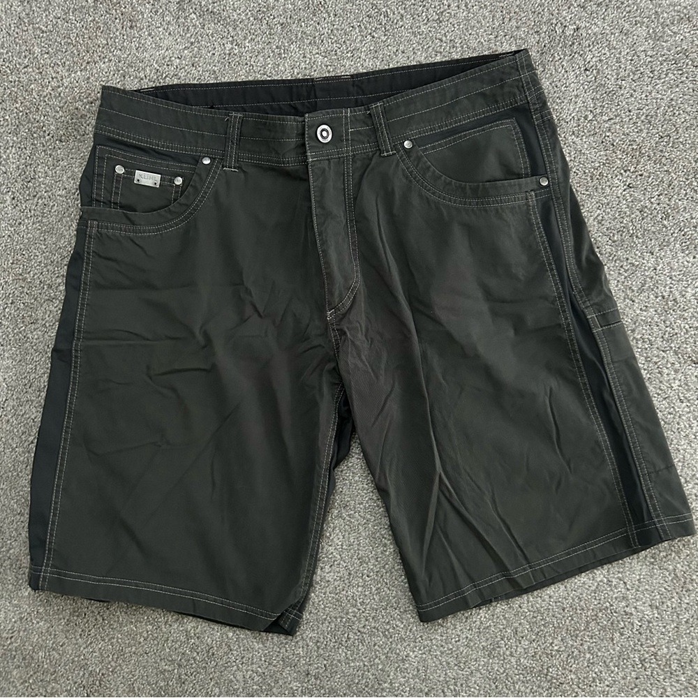 kuhl men’s gray carbon 10” radikl shorts - size 36